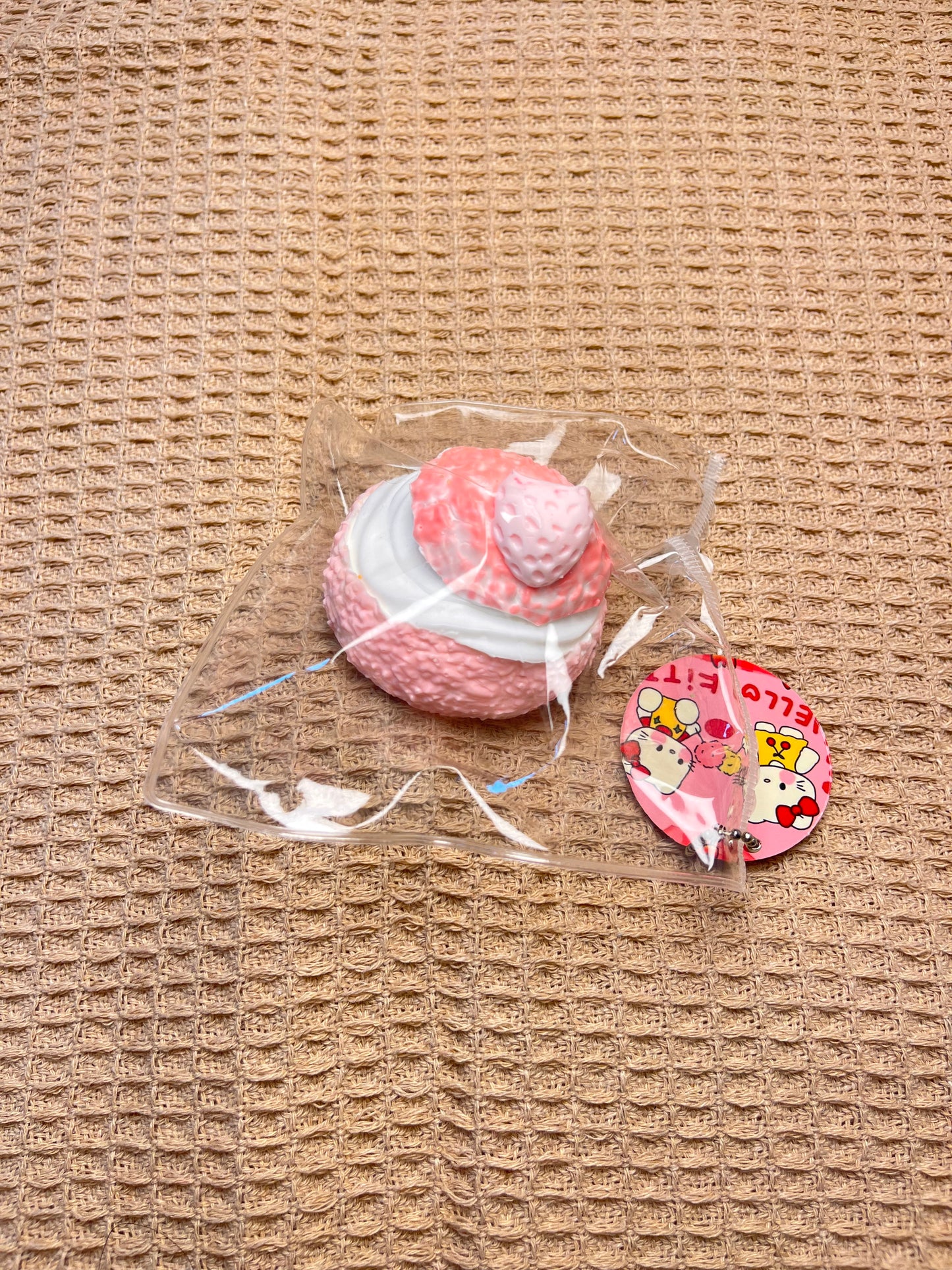 Strawberry Puffs