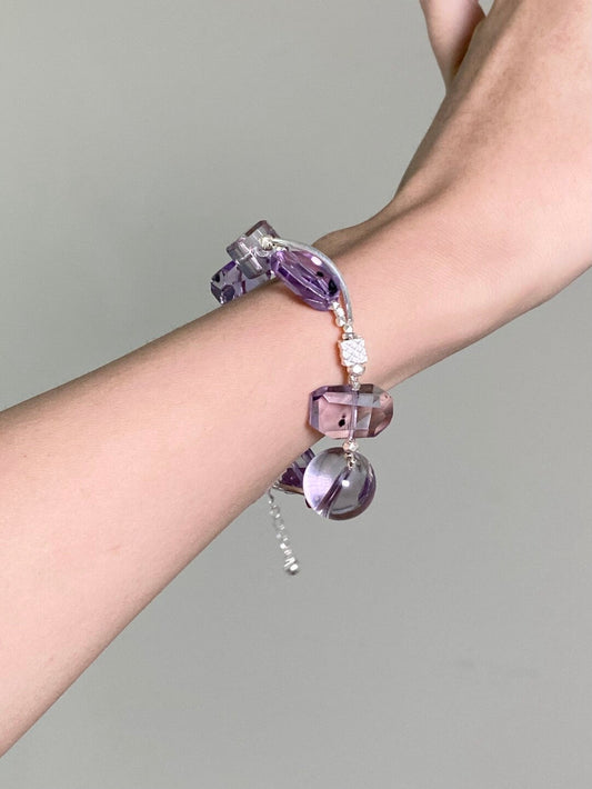 Nine Popular Crystal Bracelets and Their Benefits